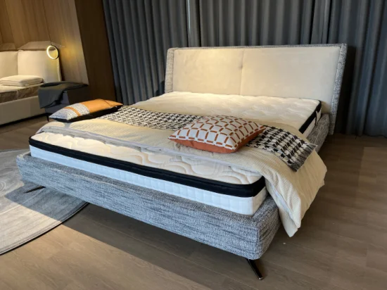 Móveis de quarto de luxo italianos modernos com cabeceira grande cama de casal estofada em tecido moderno king size