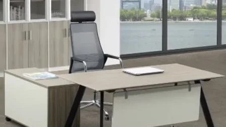 Mesa de estudo simples para escritório doméstico com design novo e moderno